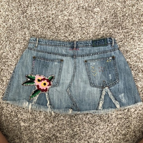 so embroidered demin skirt y2k size 11 Mini Zipper Patch Designs - Picture 7 of 9